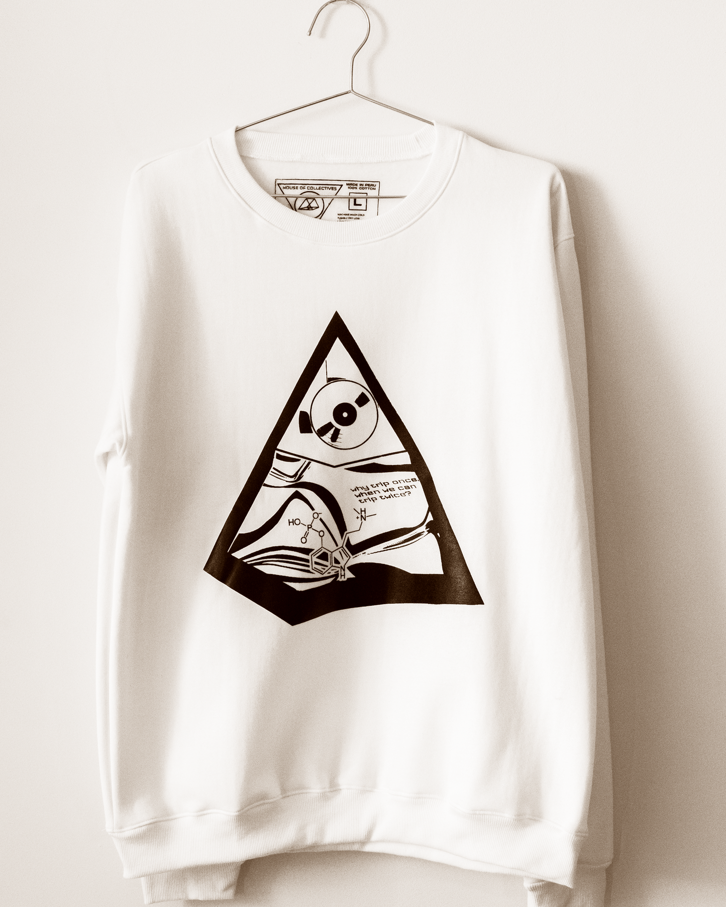 VINYL PYRAMID